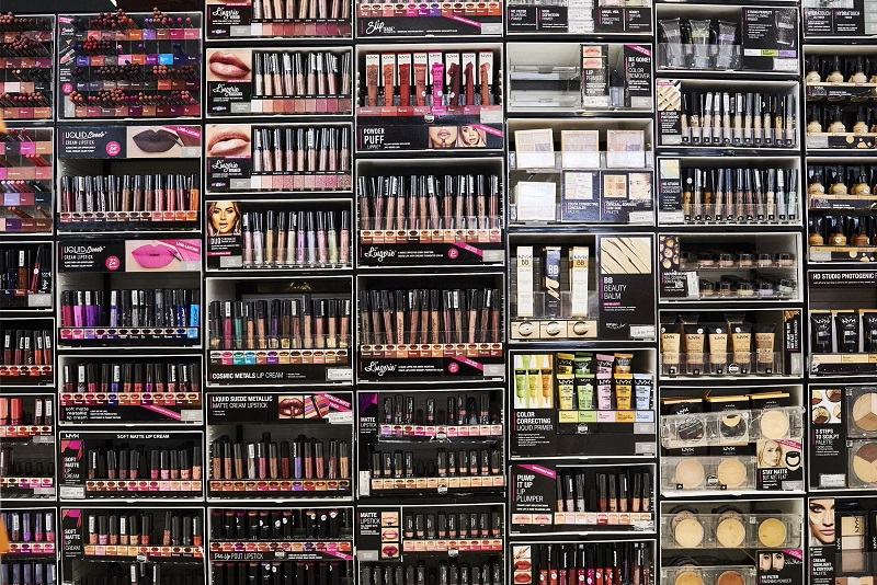 Control de Humedad en Almacenes de Cosméticos: Garantía de Calidad y Seguridad